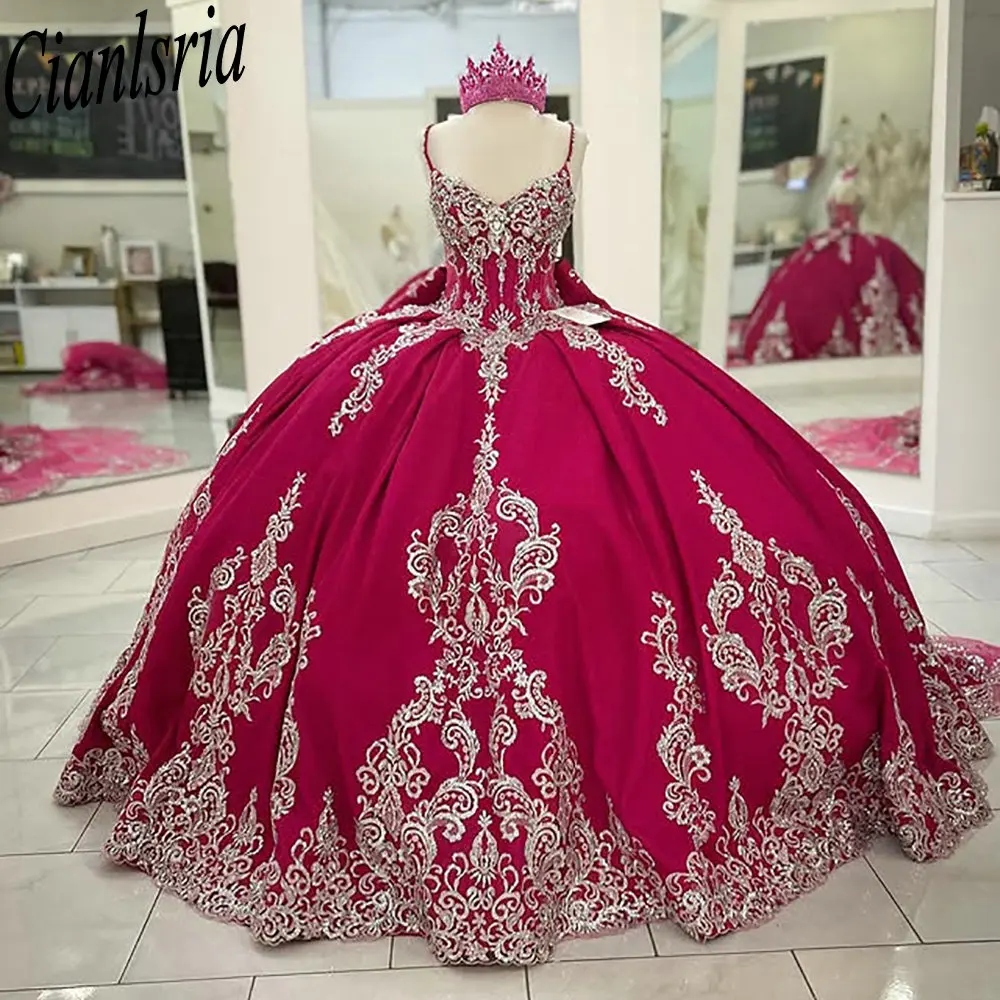 Red Spaghetti Strap Bow Quinceanera Dresses Ball Gown Beading Crystal Appliques Lace Sweet 15 Años Mexican Customized
Red Spaghetti Strap Bow Quinceanera Dresses Ball Gown Beading Crystal Appliques Lace Sweet 15 Años Mexican Customized