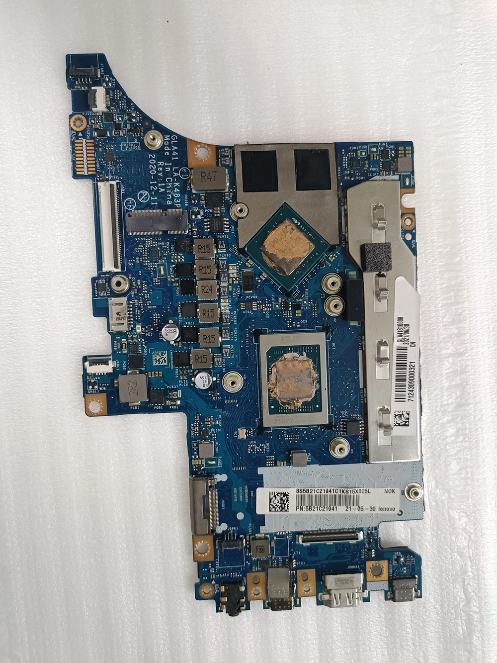 Материнская плата для ноутбука Lenovo Ideapad 5 Pro-14ACN6 LA-K483P с процессором: R5-5600U Оперативная память: 16 ГБ графического процессора MX450 FRU: 5B21C21941
Материнская плата для ноутбука Lenovo Ideapad 5 Pro-14ACN6 LA-K483P с процессором: R5-5600U Оперативная память: 16 ГБ графического процессора MX450 FRU: 5B21C21941