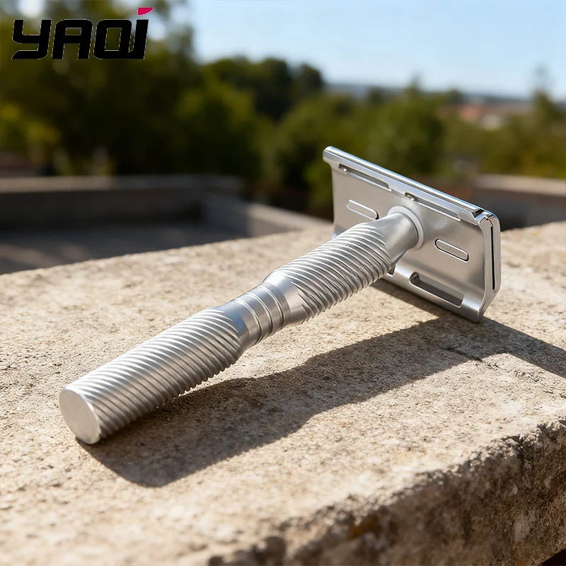 Легкая безопасная бритва YAQI Ghost (алюминиевая версия) — 88 мм польская рукоятка для гипоаллергенных мужских бритв матового цвета краски
Легкая безопасная бритва YAQI Ghost (алюминиевая версия) — 88 мм польская рукоятка для гипоаллергенных мужских бритв матового цвета краски