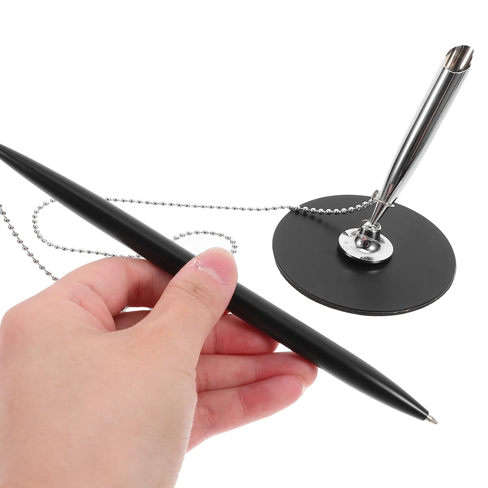 1Set Rotating Signature Pen Metal Table Fixed Desk Standing Pen with Chain Exquisite Design Comfortable Grip for Office Bank
1Set Rotating Signature Pen Metal Table Fixed Desk Standing Pen with Chain Exquisite Design Comfortable Grip for Office Bank