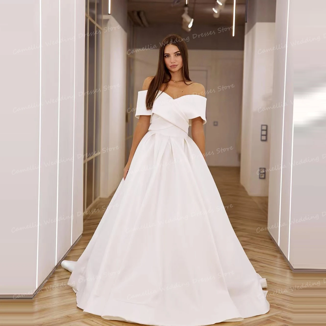 Luxury 2024 Wedding Dresses A Line Sexy Off Shoulder Backless Pleat Satin Women's Bridal Gowns Sweep Train Elegant Vestido Novia
Luxury 2024 Wedding Dresses A Line Sexy Off Shoulder Backless Pleat Satin Women's Bridal Gowns Sweep Train Elegant Vestido Novia