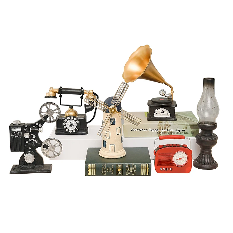 *Retro nostalgic bar decorations, gramophone creative home and living room decorations
*Retro nostalgic bar decorations, gramophone creative home and living room decorations