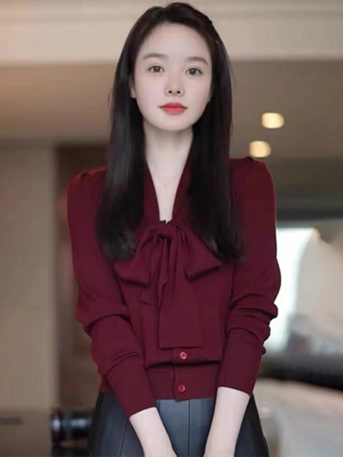 Elegant Ladylike Red Knitted Sweater Long Sleeve Spring Commute Fashion Slimming Korean Style Knot Design Breathabl...
Elegant Ladylike Red Knitted Sweater Long Sleeve Spring Commute Fashion Slimming Korean Style Knot Design Breathabl...