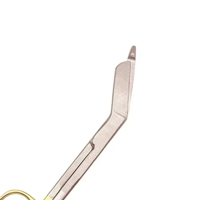 Набор из 3-х золотых медицинских ножниц из нержавеющей стали для перевязок, для домашнего использования, первой помощи и ортопедии
Набор из 3-х золотых медицинских ножниц из нержавеющей стали для перевязок, для домашнего использования, первой помощи и ортопедии