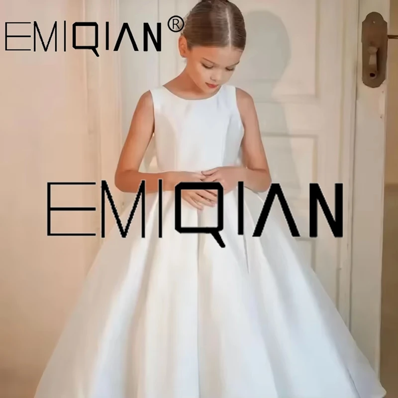 Long White Flower Girl Dresses Bow Satin Wedding Party Dress Sleeveless Birthday First Holy Communion Dresses for Girls
Long White Flower Girl Dresses Bow Satin Wedding Party Dress Sleeveless Birthday First Holy Communion Dresses for Girls