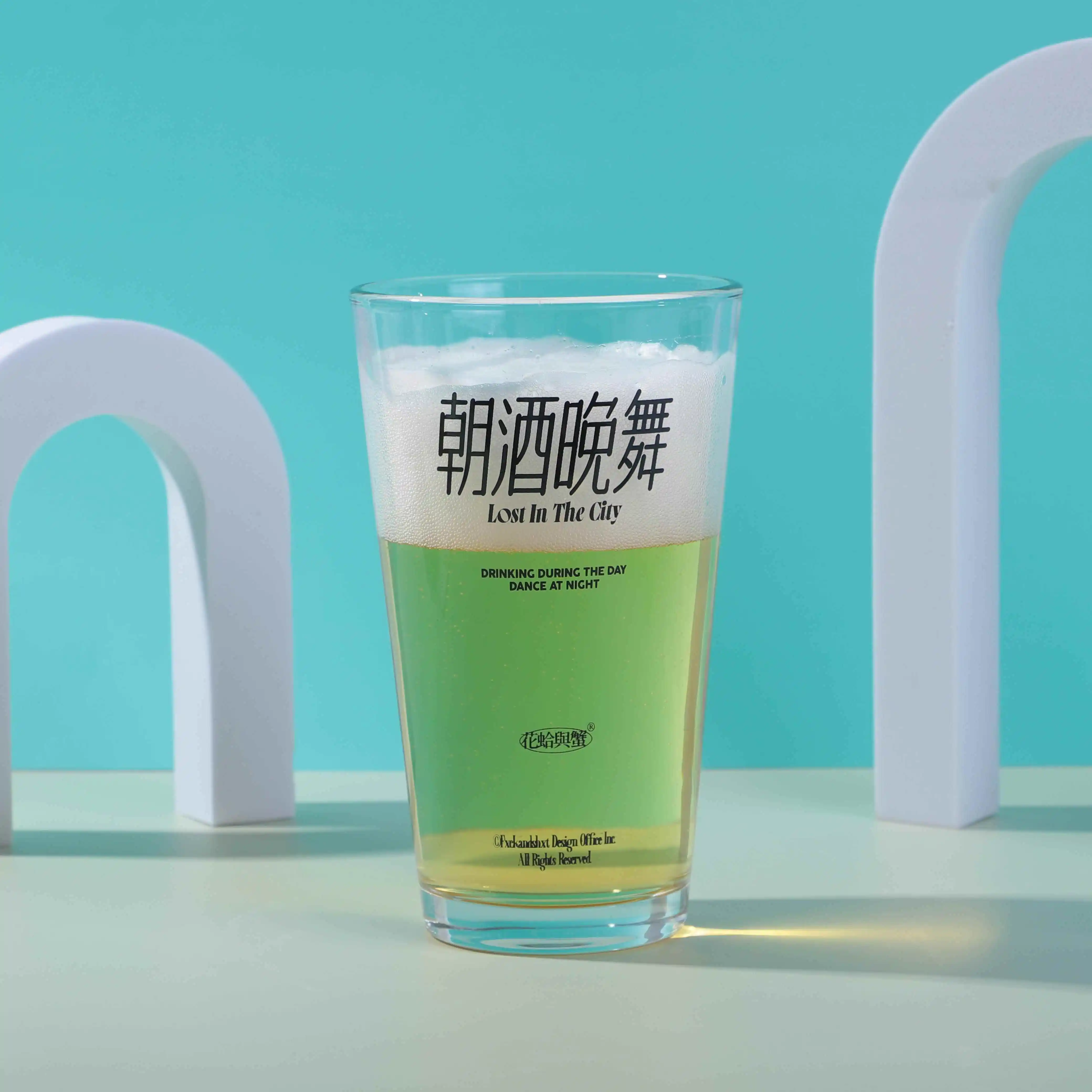 Creative Beer Glass Cup Morning Wine Evening Dance Fun Shellfish And Crab Design Cute Home Use Water Cup with Straw
Creative Beer Glass Cup Morning Wine Evening Dance Fun Shellfish And Crab Design Cute Home Use Water Cup with Straw