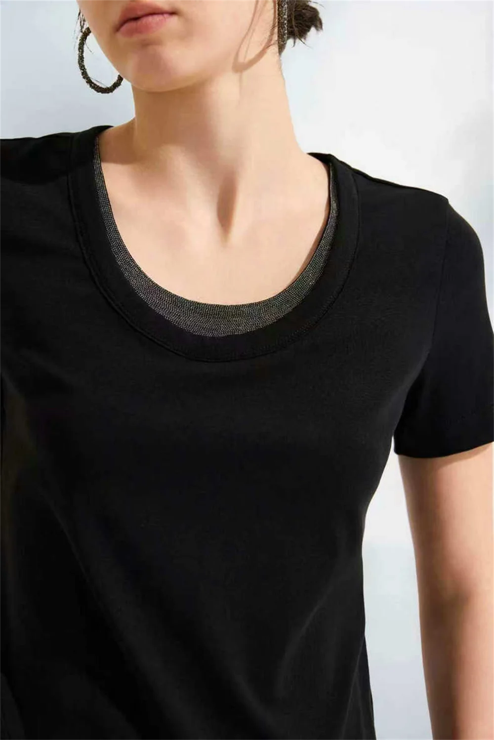 U-Neck Short-Sleeve Clothes Simple Elegant Heavy-Duty T-Shirts Beaded Chain Solid Color Top For Women
U-Neck Short-Sleeve Clothes Simple Elegant Heavy-Duty T-Shirts Beaded Chain Solid Color Top For Women