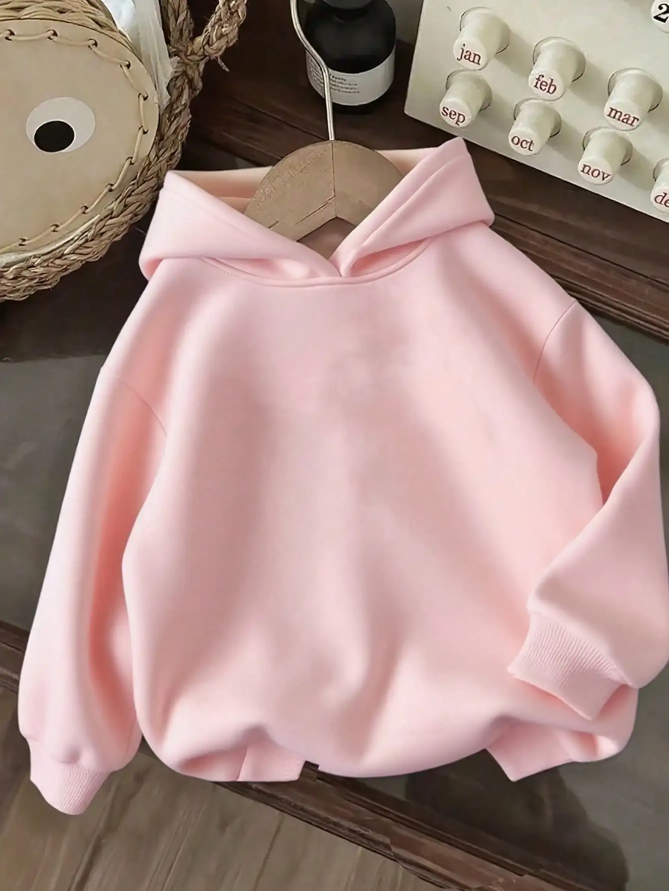 Soft Pink Hooded Sweatshirt for Kids - Loose Fit Casual Pullover
Soft Pink Hooded Sweatshirt for Kids - Loose Fit Casual Pullover