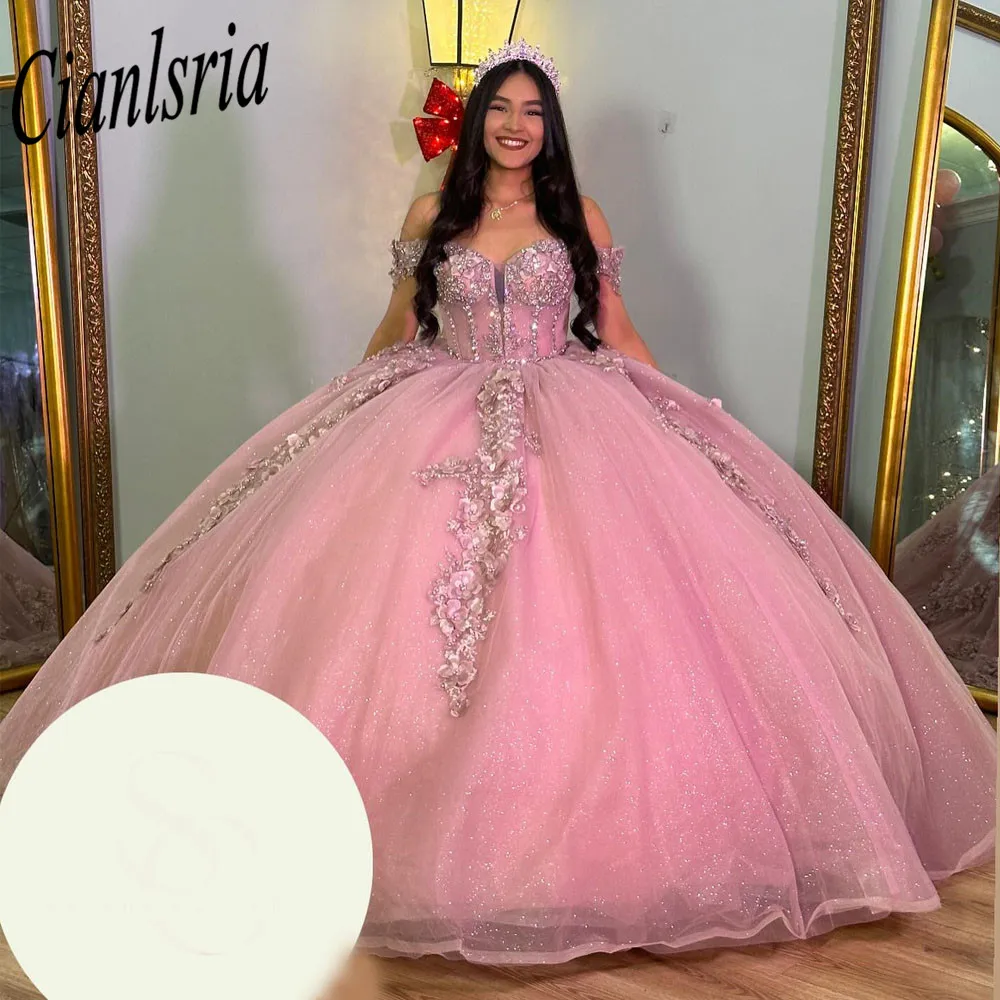 Розовые 3D цветы с кристаллами и бисером, платья Quinceanera, бальное платье с открытыми плечами, аппликации, кружево Sweet 15, Vestidos De XV Años
Розовые 3D цветы с кристаллами и бисером, платья Quinceanera, бальное платье с открытыми плечами, аппликации, кружево Sweet 15, Vestidos De XV Años