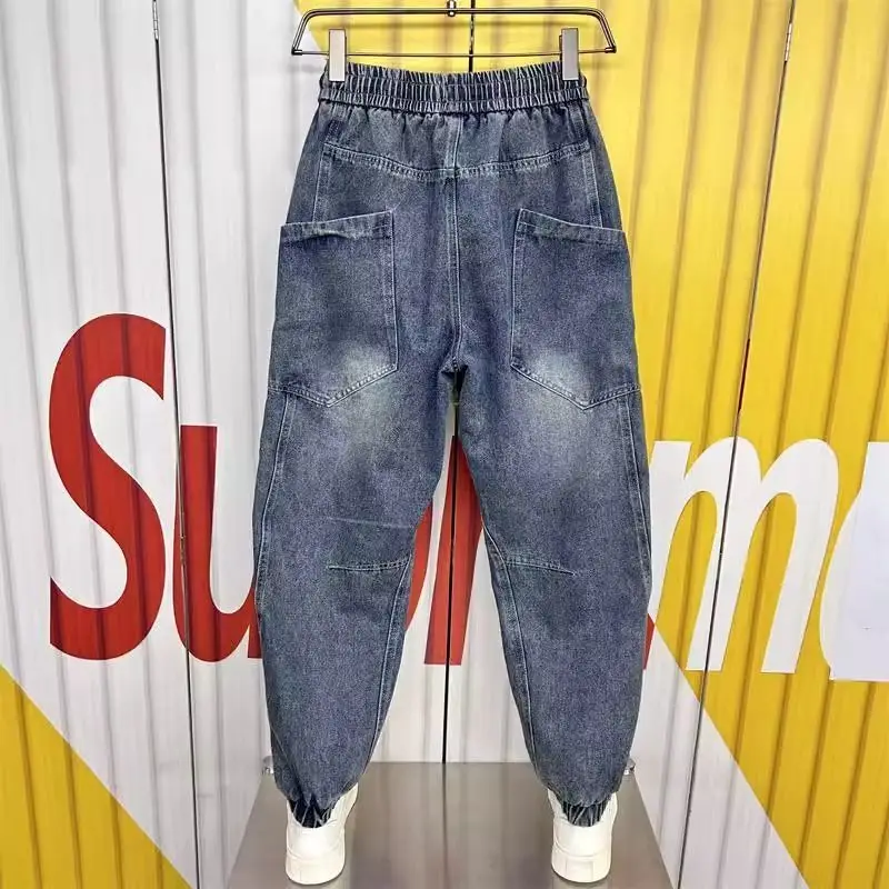 Streetwear Clothing 2026 Trendy Scimitar Washed Pockets Loose Casual Pants Retro Jeans Harlan New Splicing Handsome Baggy Pants
Streetwear Clothing 2026 Trendy Scimitar Washed Pockets Loose Casual Pants Retro Jeans Harlan New Splicing Handsome Baggy Pants