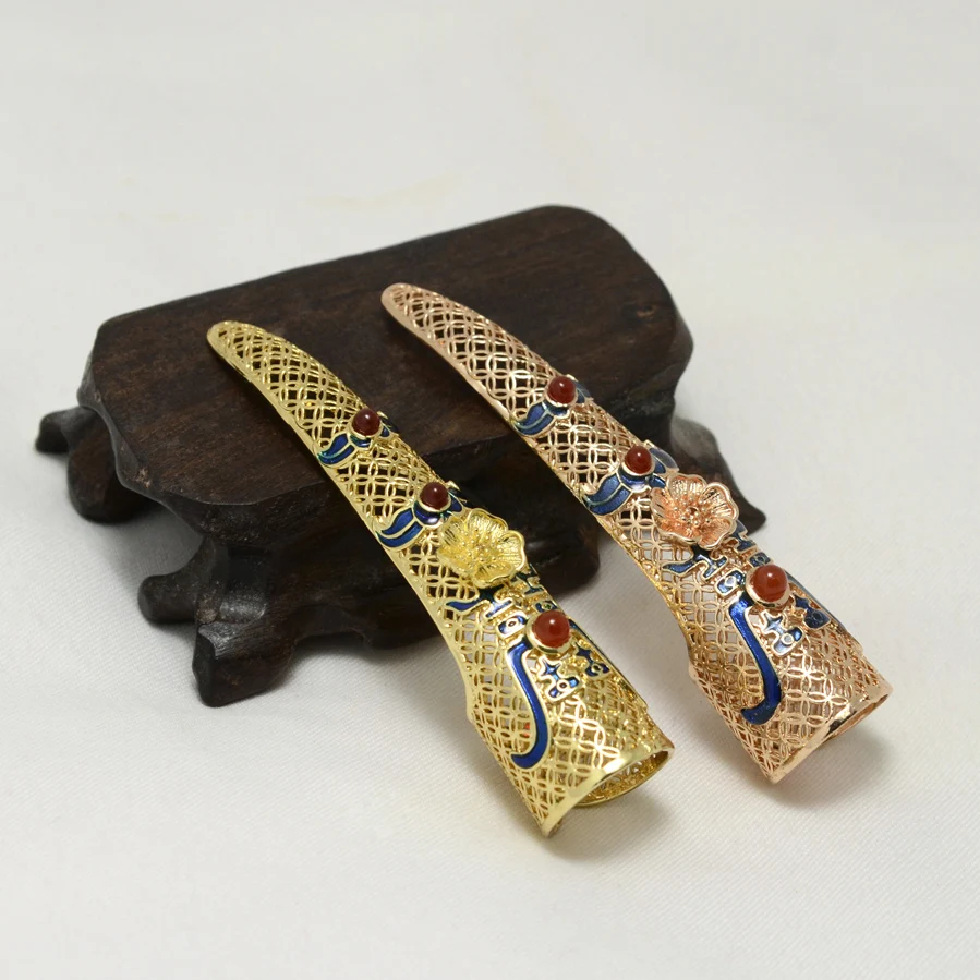 1 PC Nail Cover Copper Ancient Costume Qing Dynasty Fake Long Nail Cover Palace Royal Queen Retro Style
1 PC Nail Cover Copper Ancient Costume Qing Dynasty Fake Long Nail Cover Palace Royal Queen Retro Style