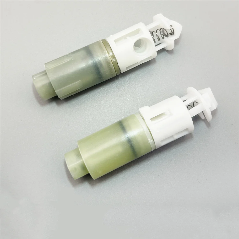 Suitable for urea-formaldehyde toilet seat cushion damping toilet seat cushion shaft core slow fall control toilet seat hinge
Suitable for urea-formaldehyde toilet seat cushion damping toilet seat cushion shaft core slow fall control toilet seat hinge