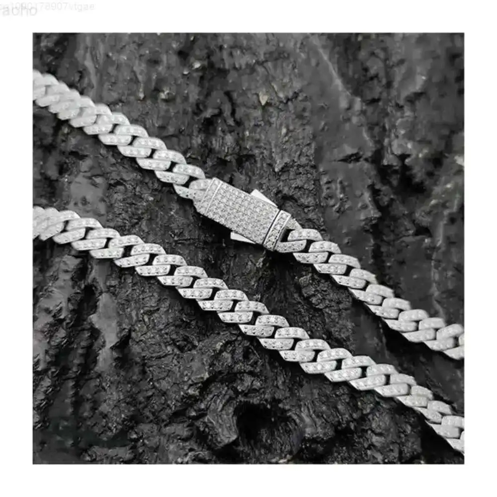 8mm Miami Cuban Link Chain Vvs Moissanite Diamond Stubbed 925 Sterling Silver White Gold Plated 18-24
8mm Miami Cuban Link Chain Vvs Moissanite Diamond Stubbed 925 Sterling Silver White Gold Plated 18-24
