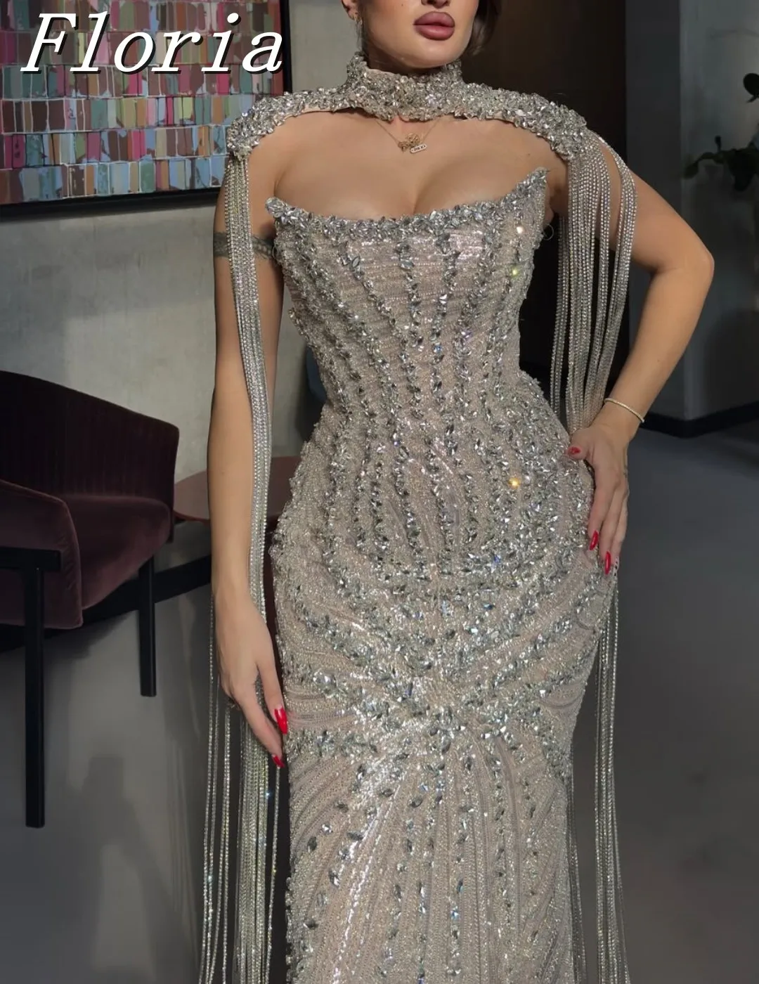 Gorgeous Fully Crystal Rhinestones Customized Evening Dress with Long Tassels Dubai Woman Beaded Cap Sleeve Formal Wedding Gowns
Gorgeous Fully Crystal Rhinestones Customized Evening Dress with Long Tassels Dubai Woman Beaded Cap Sleeve Formal Wedding Gowns