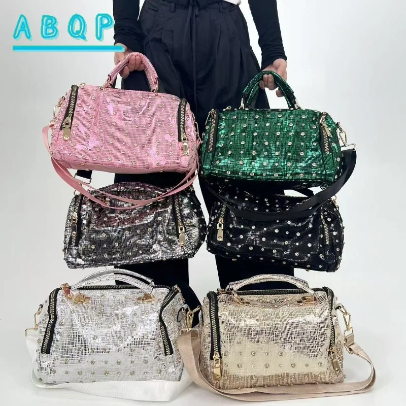 New Women's Diamond Handbag Luxury Brand Diamond Sparkling Dinner Party Women's Shoulder Bag Fashion Casual Shiny Women's Bag
New Women's Diamond Handbag Luxury Brand Diamond Sparkling Dinner Party Women's Shoulder Bag Fashion Casual Shiny Women's Bag