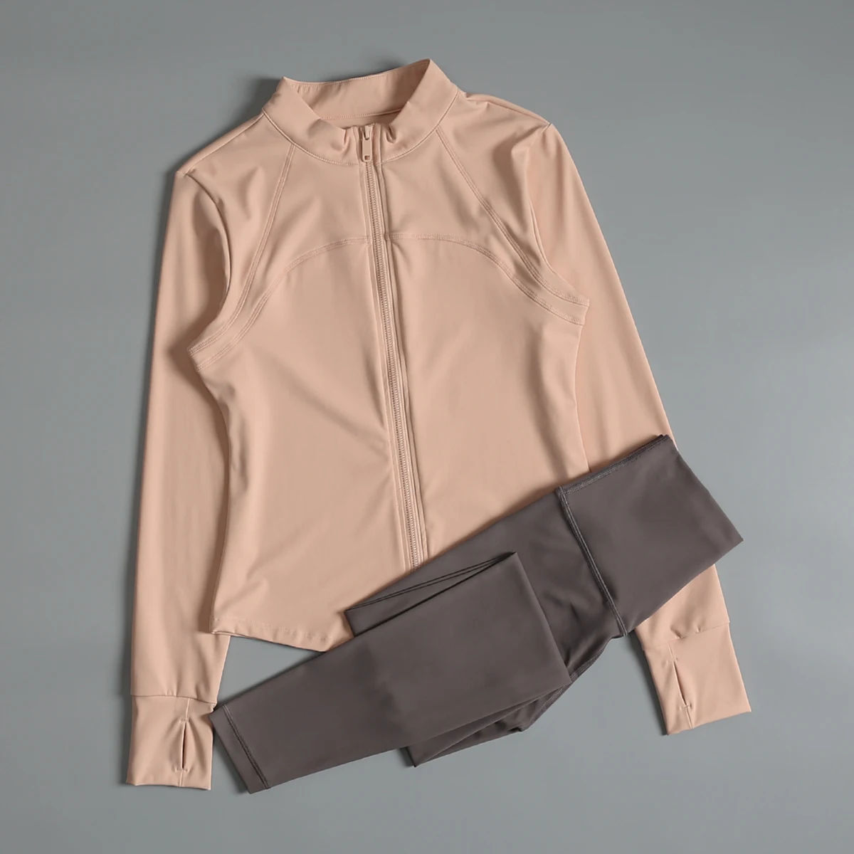 Sports suits for women in spring and autumn gym professional training running speed drying clothes 2025 new Pilates yoga suits
Sports suits for women in spring and autumn gym professional training running speed drying clothes 2025 new Pilates yoga suits