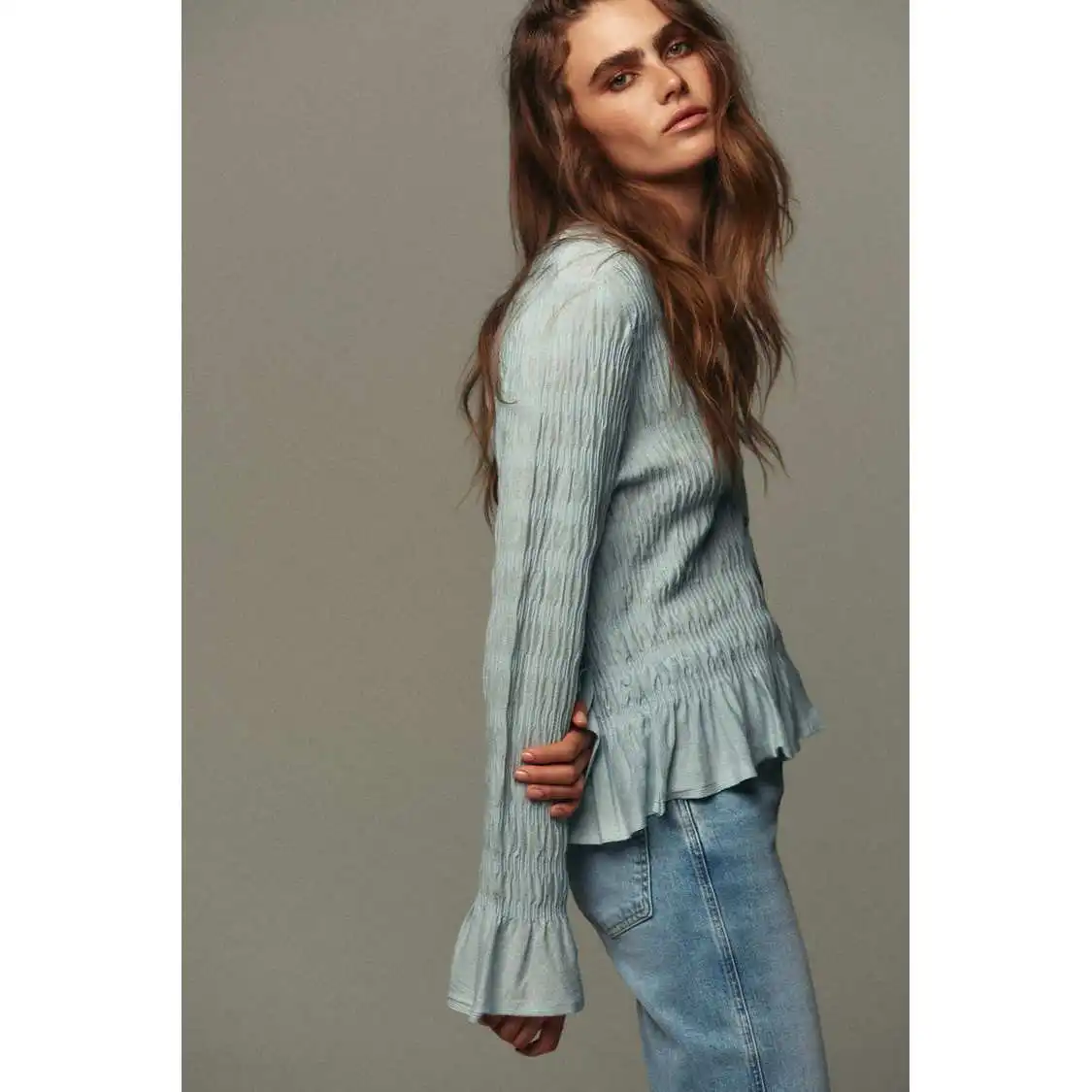 Невобычный дизайн, трикотажная сложенная верхняя одежда для похудения, повседневная милая одежда из полиэфирного волокна, длинная свеч V-Ne, стандартная длина, автомобиль...
Невобычный дизайн, трикотажная сложенная верхняя одежда для похудения, повседневная милая одежда из полиэфирного волокна, длинная свеч V-Ne, стандартная длина, автомобиль...