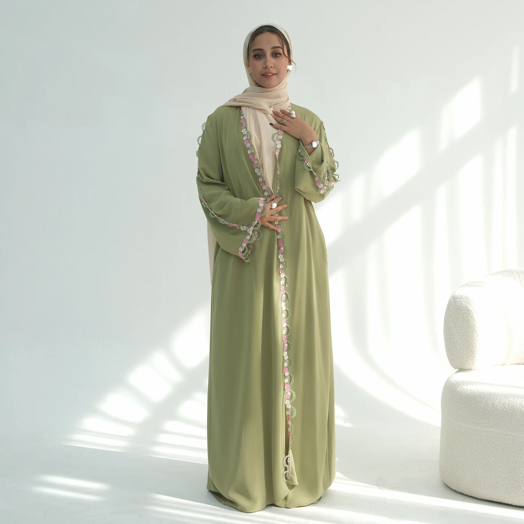 Женское платье-абайя с цветочным кружевом, кардиган, джалабия, платье для Рамадана, длинное праздничное платье, арабский длинный халат, марокканский кафтан 2026
Женское платье-абайя с цветочным кружевом, кардиган, джалабия, платье для Рамадана, длинное праздничное платье, арабский длинный халат, марокканский кафтан 2026