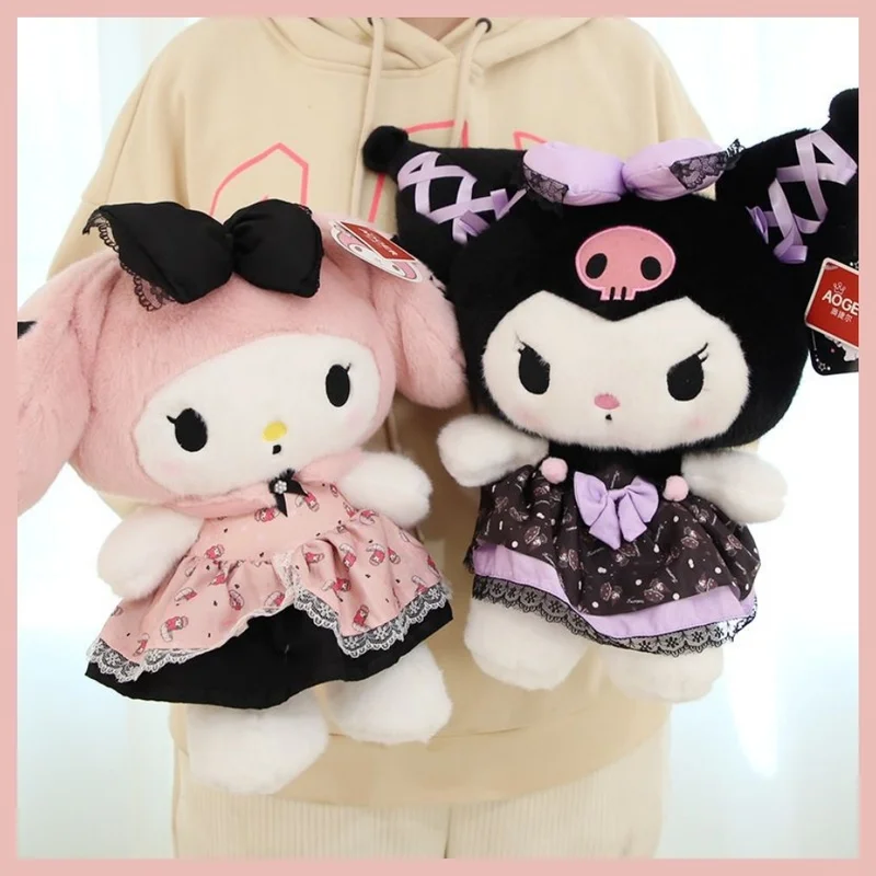 40 см Sanrio Милая Kuromi Melody Банкетная плюшевая игрушка Kawayi Подушка украшение для комнаты большой подарок на день рождения кукла
40 см Sanrio Милая Kuromi Melody Банкетная плюшевая игрушка Kawayi Подушка украшение для комнаты большой подарок на день рождения кукла