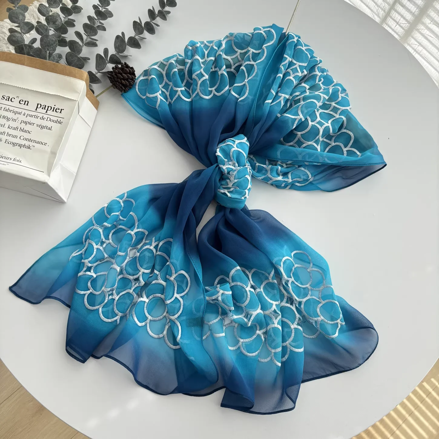 100% Silk shawl for women spring bohemian pink coffee blue orange purple gradient embroidered neck scarves headscarf
100% Silk shawl for women spring bohemian pink coffee blue orange purple gradient embroidered neck scarves headscarf
