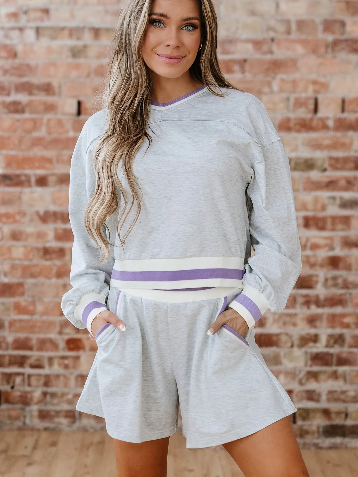 DearLover Women's Long Sleeve T-Shirt Casual Shorts Set Summer New Color Block Fashionable Set High Waist Breathable Polyester
DearLover Women's Long Sleeve T-Shirt Casual Shorts Set Summer New Color Block Fashionable Set High Waist Breathable Polyester