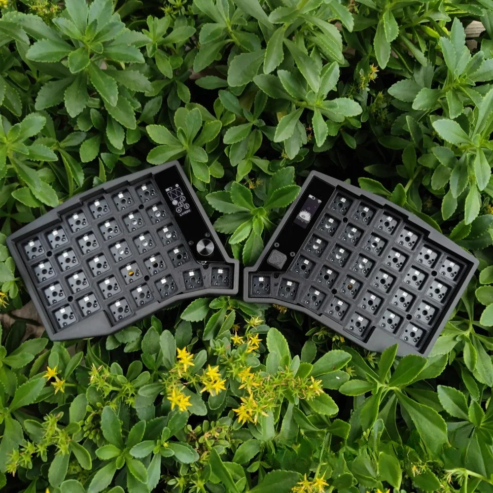 Sofle Wireless Split Keyboard Bluetooth RGB Hot Swap Dual Mode Zmk Scheme Custom View DirectionalRocker Knob Screen Keyboard
Sofle Wireless Split Keyboard Bluetooth RGB Hot Swap Dual Mode Zmk Scheme Custom View DirectionalRocker Knob Screen Keyboard