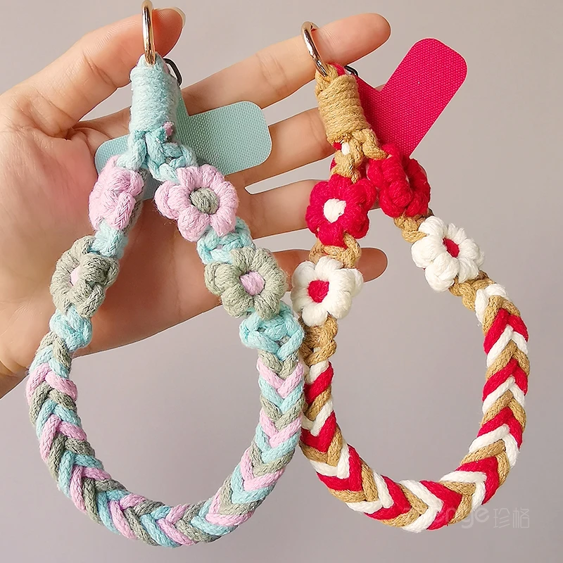 Женская плетеная веревка с цветочным хвостиком на запястье для ремешка для мобильного телефона, уникальная ниша, изысканный высококачественный новый продукт с защитой от потери
Женская плетеная веревка с цветочным хвостиком на запястье для ремешка для мобильного телефона, уникальная ниша, изысканный высококачественный новый продукт с защитой от потери