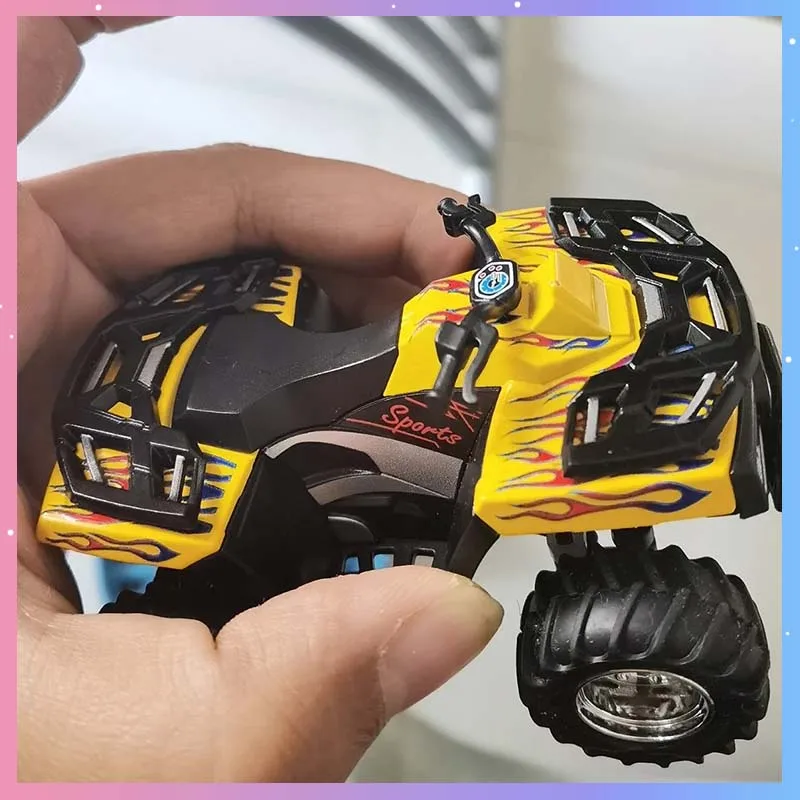 Радиоуправляемая машинка 2.4G 1:64, миниатюрная модель внедорожника с фарами, имитация из сплава, игрушка-багги, настольная модель, подарок
Радиоуправляемая машинка 2.4G 1:64, миниатюрная модель внедорожника с фарами, имитация из сплава, игрушка-багги, настольная модель, подарок
