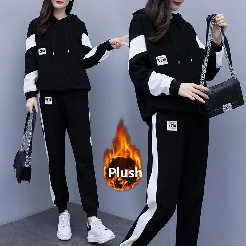 Women's Autumn Winter Sporty Plush Hooded Sweatshirt Pants Two Piece Sets Lady Casual Cool Black Letter Tops Trousers Suits
Women's Autumn Winter Sporty Plush Hooded Sweatshirt Pants Two Piece Sets Lady Casual Cool Black Letter Tops Trousers Suits