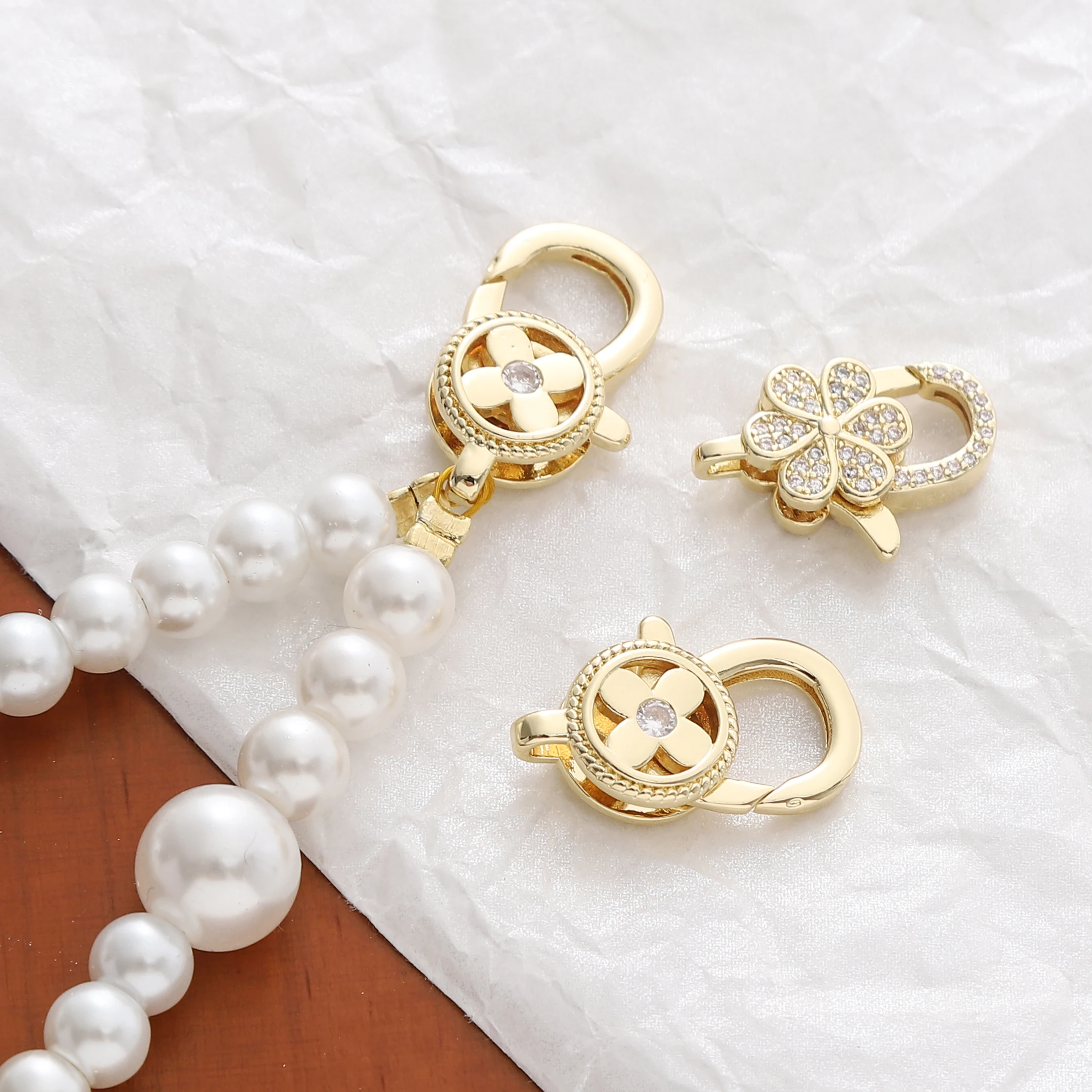 14K Gold Plated Jewelry Clasp 7.5x15mm 1pc DIY Jewelry Making Supplies for Bracelets Necklaces Earrings
14K Gold Plated Jewelry Clasp 7.5x15mm 1pc DIY Jewelry Making Supplies for Bracelets Necklaces Earrings