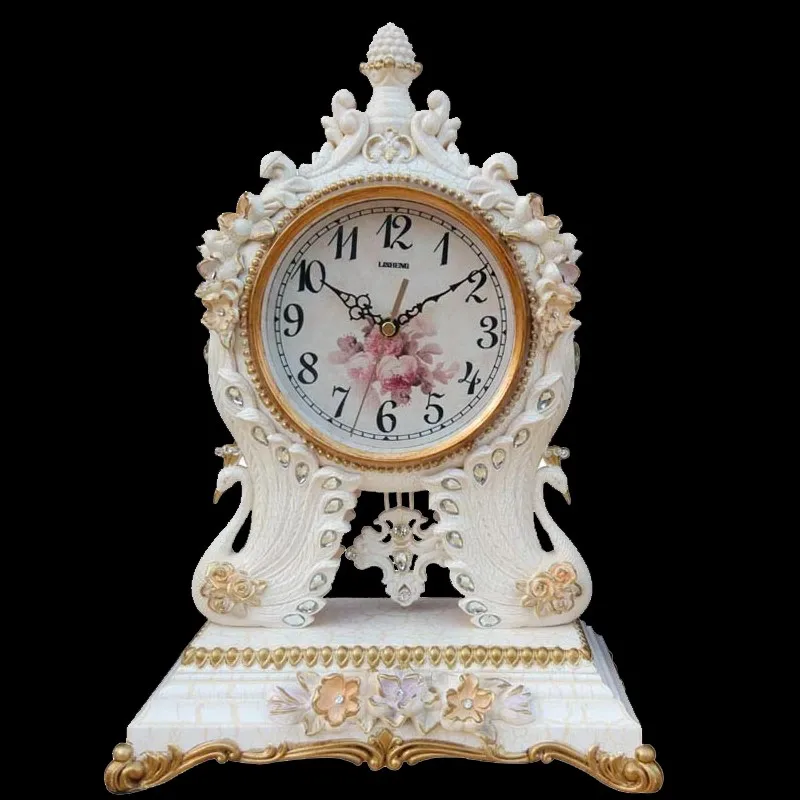 European Style Silent Clock, Modern Simple And Creative Antique Decorative Bedside Table Clock, Artistic Tabletop Ornaments
European Style Silent Clock, Modern Simple And Creative Antique Decorative Bedside Table Clock, Artistic Tabletop Ornaments