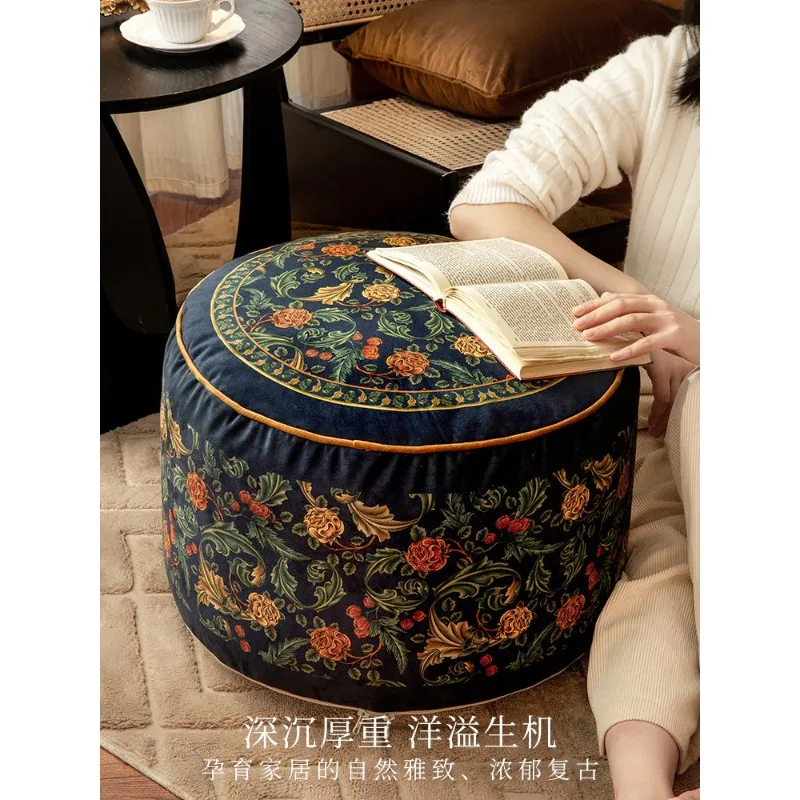 Fanju attitude Perry heightened American pier futon multi-purpose retro light luxury lazy sofa tatami pedals
Fanju attitude Perry heightened American pier futon multi-purpose retro light luxury lazy sofa tatami pedals