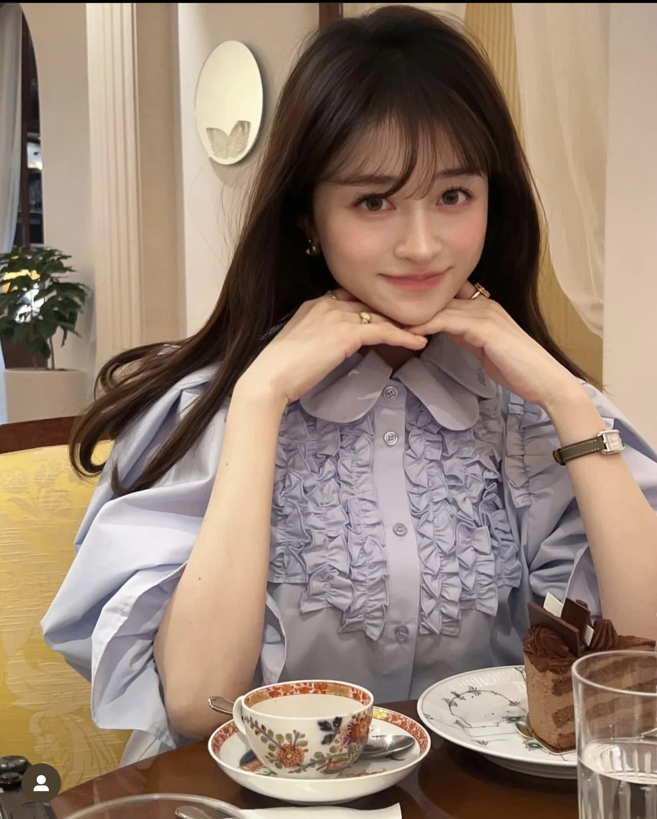 Floral Collar Pleated Wood Grain Shirt Top Women's Commute Style Bubble Sleeve Cool Feeling Five-Quarter Length
Floral Collar Pleated Wood Grain Shirt Top Women's Commute Style Bubble Sleeve Cool Feeling Five-Quarter Length