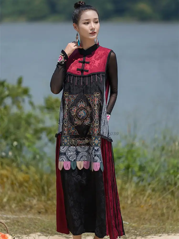 2024 hanfu dress national flower embroidery sleeveless sundress women patchwork loose dress oriental elegant folk dance dress
2024 hanfu dress national flower embroidery sleeveless sundress women patchwork loose dress oriental elegant folk dance dress