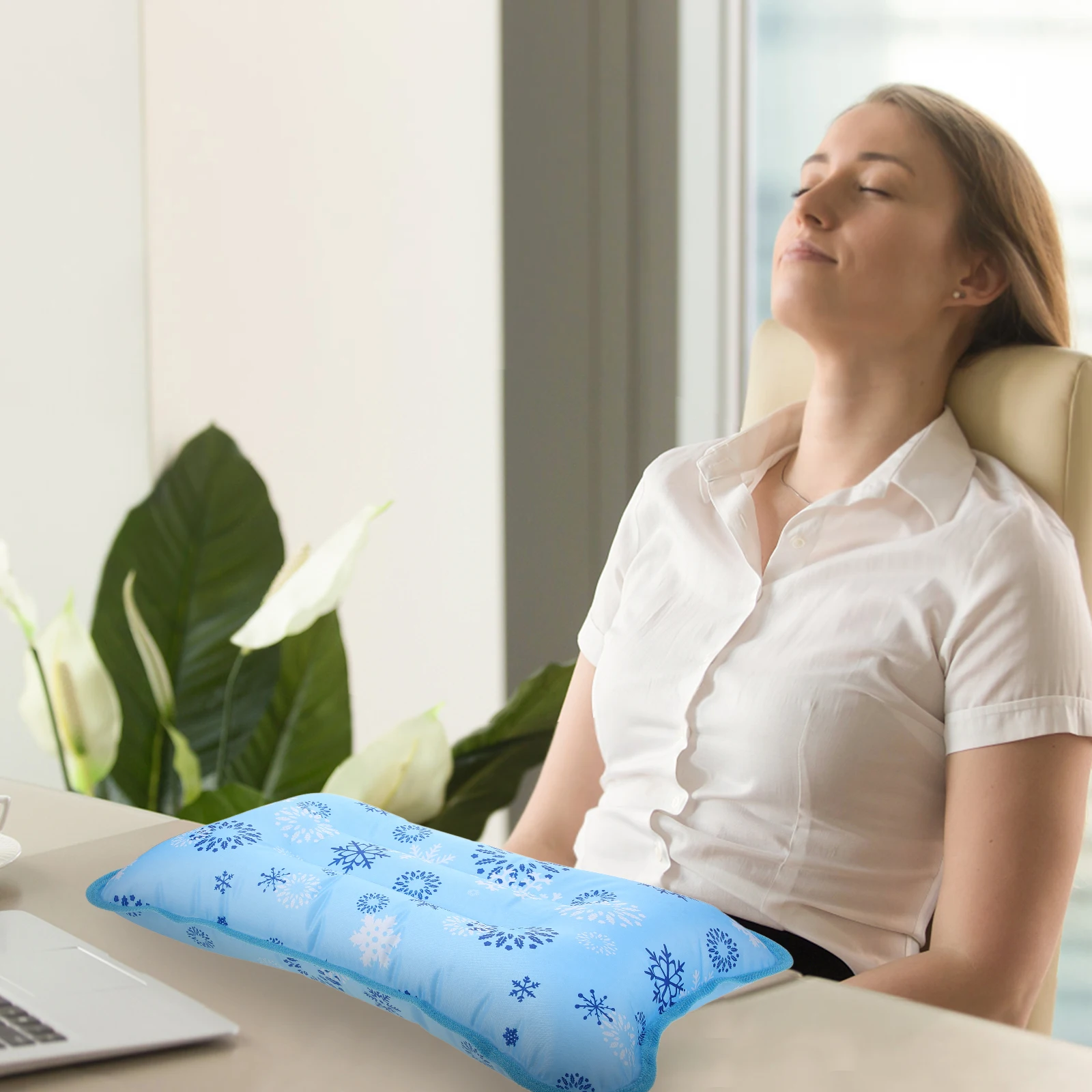 Cool Inflatable Fillable Pillow Cooling Sleep Pillow 55x35cm Adult Blue Snowflake Design Summer Cooling Travel Camping Foam
Cool Inflatable Fillable Pillow Cooling Sleep Pillow 55x35cm Adult Blue Snowflake Design Summer Cooling Travel Camping Foam