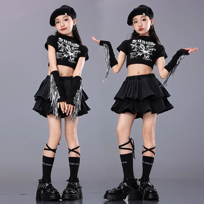 Jazz Dance Suit For Performance Girl Kpop Stage Outfit Black Crop Top Pleated Skirt Runways Show Fashion Clothes Streetwear
Jazz Dance Suit For Performance Girl Kpop Stage Outfit Black Crop Top Pleated Skirt Runways Show Fashion Clothes Streetwear