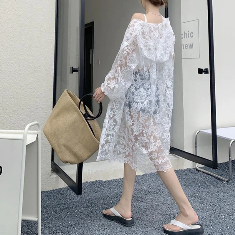 Summer Sunscreen Clothing Women's Design Sense Niche Hooded Medium and Long Lace Shirt
Summer Sunscreen Clothing Women's Design Sense Niche Hooded Medium and Long Lace Shirt