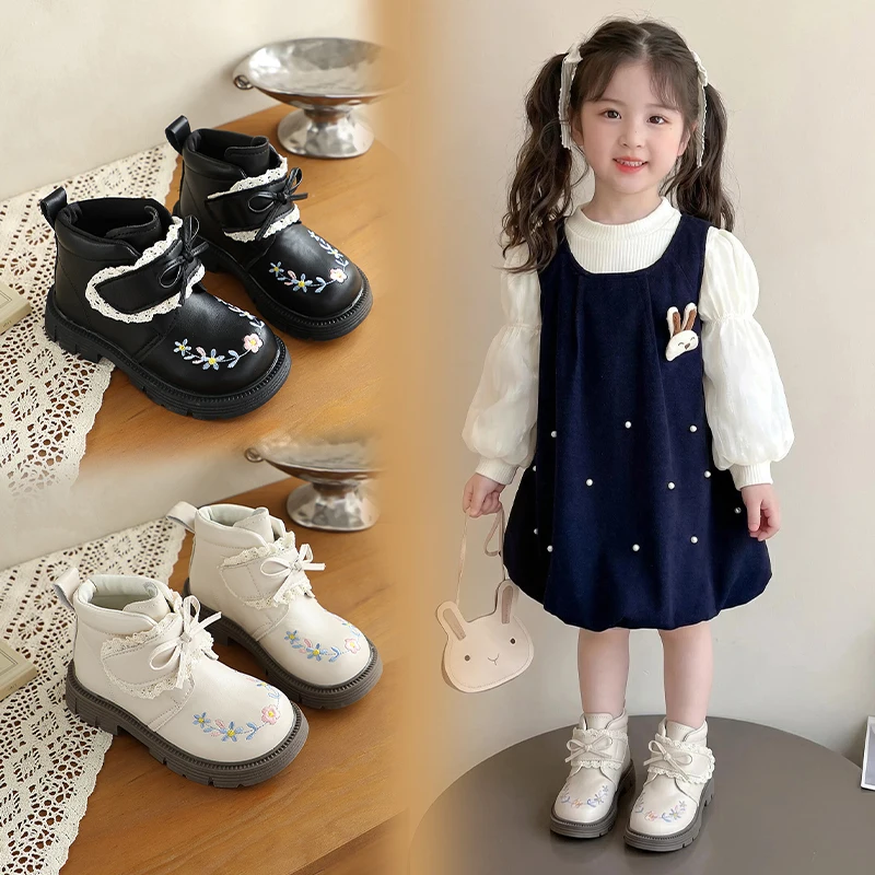 Mumoresip Girls Floral Embroidery Boots Spring Autumn Sweet Children Princess Leather Boots Non-slip Breathable Kids Ankle Boots
Mumoresip Girls Floral Embroidery Boots Spring Autumn Sweet Children Princess Leather Boots Non-slip Breathable Kids Ankle Boots