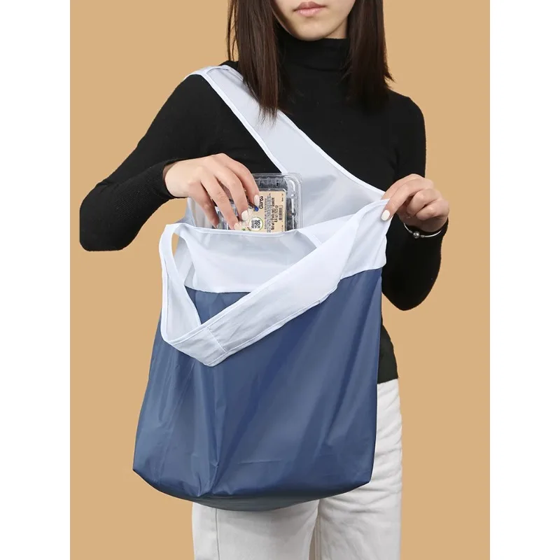 Folding Eco-friendly Shopping Bag Portable Large Capacity Supermarket Waterproof Polyester Tote Bag for Shopping
Folding Eco-friendly Shopping Bag Portable Large Capacity Supermarket Waterproof Polyester Tote Bag for Shopping