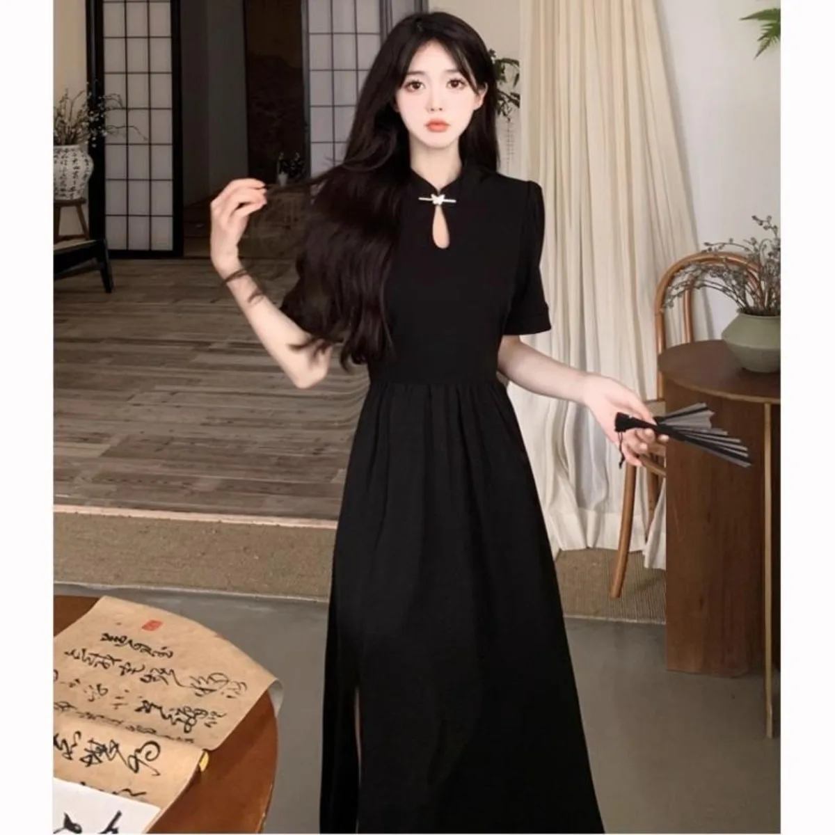 Black Chinese Qipao Dress, Solid Color Cheongsam, Retro Slit Long Gown Summer Women Fashion Modern Cheongsam Dress
Black Chinese Qipao Dress, Solid Color Cheongsam, Retro Slit Long Gown Summer Women Fashion Modern Cheongsam Dress