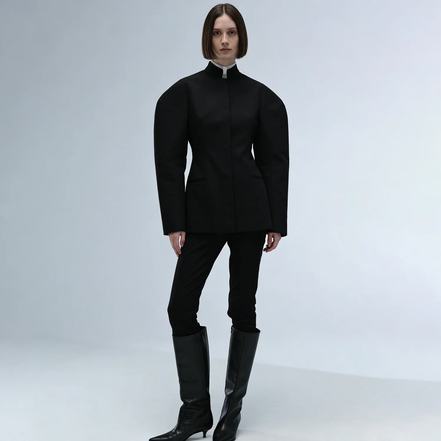 LIMO The jacket features stand collar, dramatic sleeves, a tailored waist. perfect for office, commute,a modern chic styling.
LIMO The jacket features stand collar, dramatic sleeves, a tailored waist. perfect for office, commute,a modern chic styling.