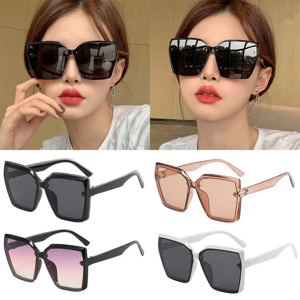 Unisex Large Frame Sunglasses Fashionable UV400 Protection Square Frame Sunglasses Eyewear Perfect for Daily and Photography
Unisex Large Frame Sunglasses Fashionable UV400 Protection Square Frame Sunglasses Eyewear Perfect for Daily and Photography