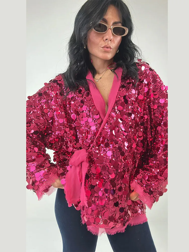 Fashion Purple Sequins Lace Up Coat Women Glitter Street V-neck Female Jacket Long Sleeve Loose Holiday 2025 Autumn Lady Outwear
Fashion Purple Sequins Lace Up Coat Women Glitter Street V-neck Female Jacket Long Sleeve Loose Holiday 2025 Autumn Lady Outwear