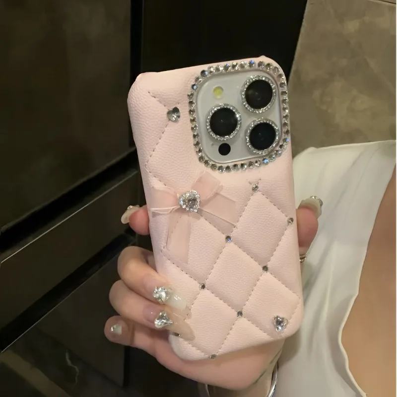Luxurious Girly Heart Sparkling Diamond Mesh for Apple 16 Phone Case Promax IPhone 17 Pro 15/14/13 Protective Case Girls Gift
Luxurious Girly Heart Sparkling Diamond Mesh for Apple 16 Phone Case Promax IPhone 17 Pro 15/14/13 Protective Case Girls Gift