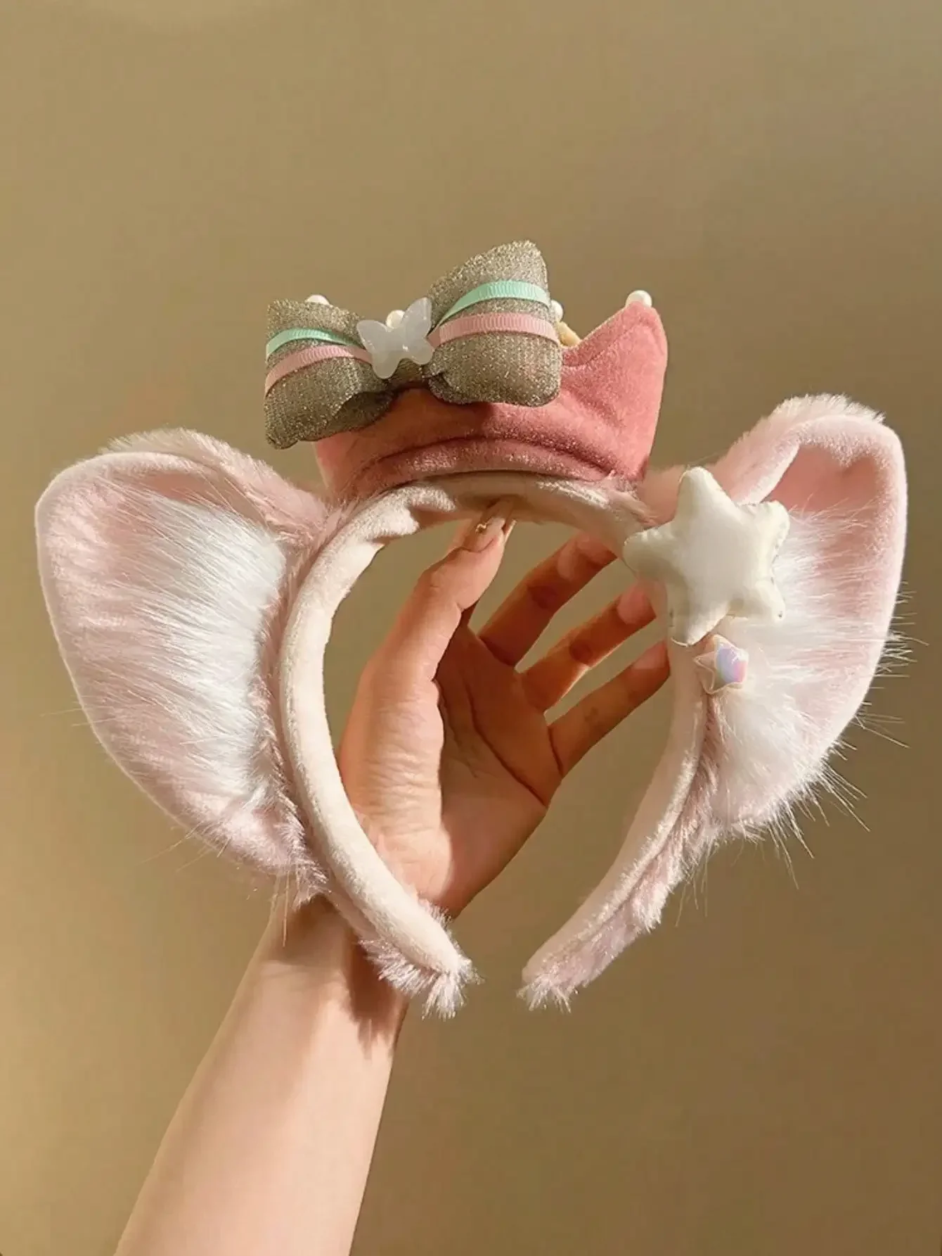 1pc Animal Ear Crown Bow Knot Musical Note Cartoon Fox Fantasy Celebration Face Mask Headband, Cute Casual Party Pink Dream Melody Pearl Top Knot Hair Hoop Plush Amusement Park Photo Prop Polyester, Hairband, Hair Hoop Headbands ,Head Piece Hair Accessori
1pc Animal Ear Crown Bow Knot Musical Note Cartoon Fox Fantasy Celebration Face Mask Headband, Cute Casual Party Pink Dream Melody Pearl Top Knot Hair Hoop Plush Amusement Park Photo Prop Polyester, Hairband, Hair Hoop Headbands ,Head Piece Hair Accessori