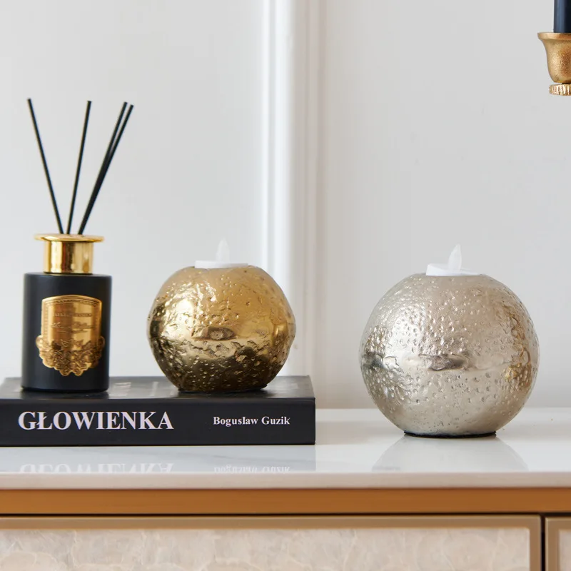 Aluminum light luxury round gold and silver candle holder, gold embellished beige marble pattern photo frame desktop
Aluminum light luxury round gold and silver candle holder, gold embellished beige marble pattern photo frame desktop