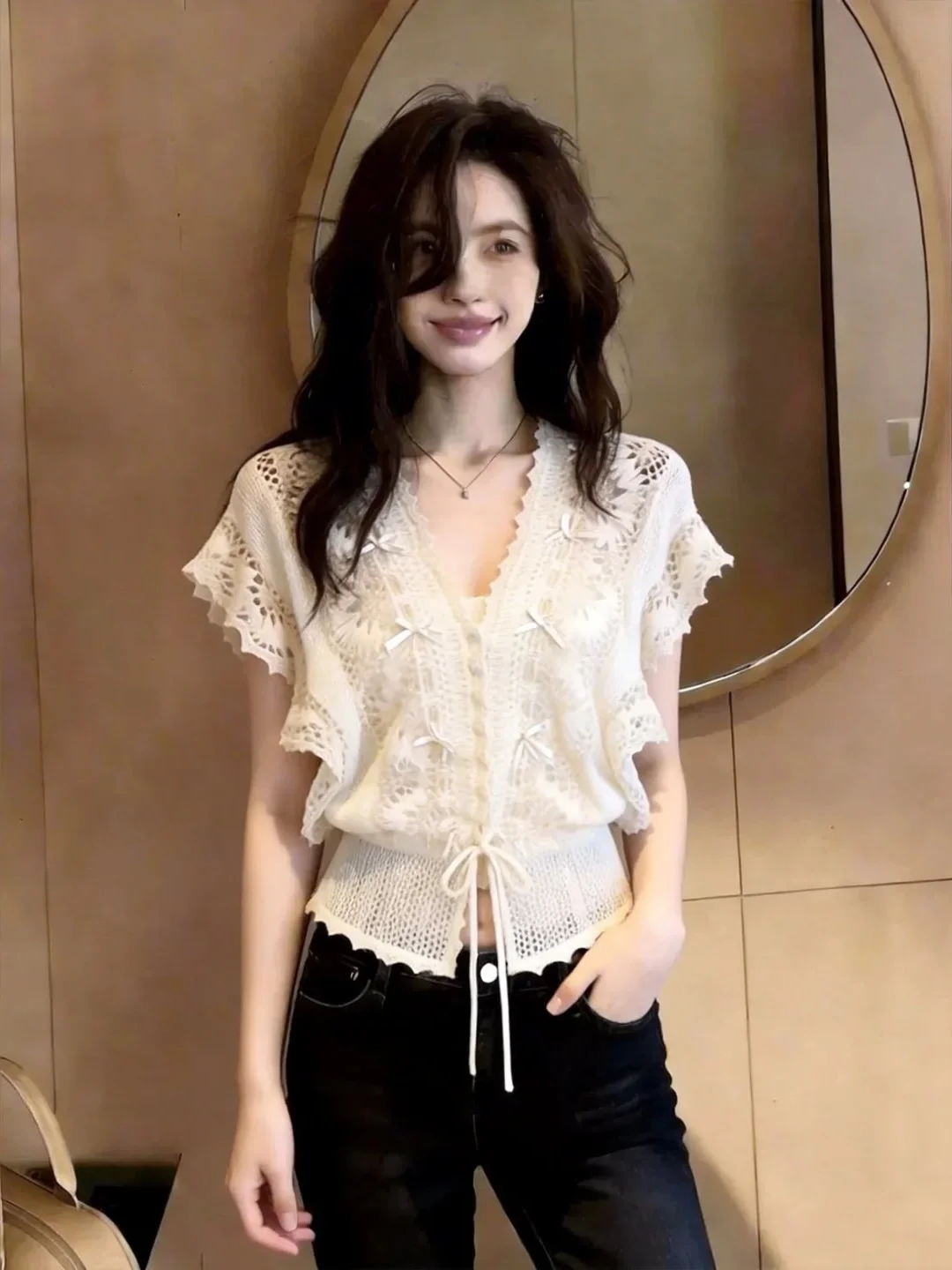 Elegant Hollow out Lace Short Sleeve Women's Top Gentle Wind Style Fashionable Summer New Arrival Korean Version Straight Cut
Elegant Hollow out Lace Short Sleeve Women's Top Gentle Wind Style Fashionable Summer New Arrival Korean Version Straight Cut