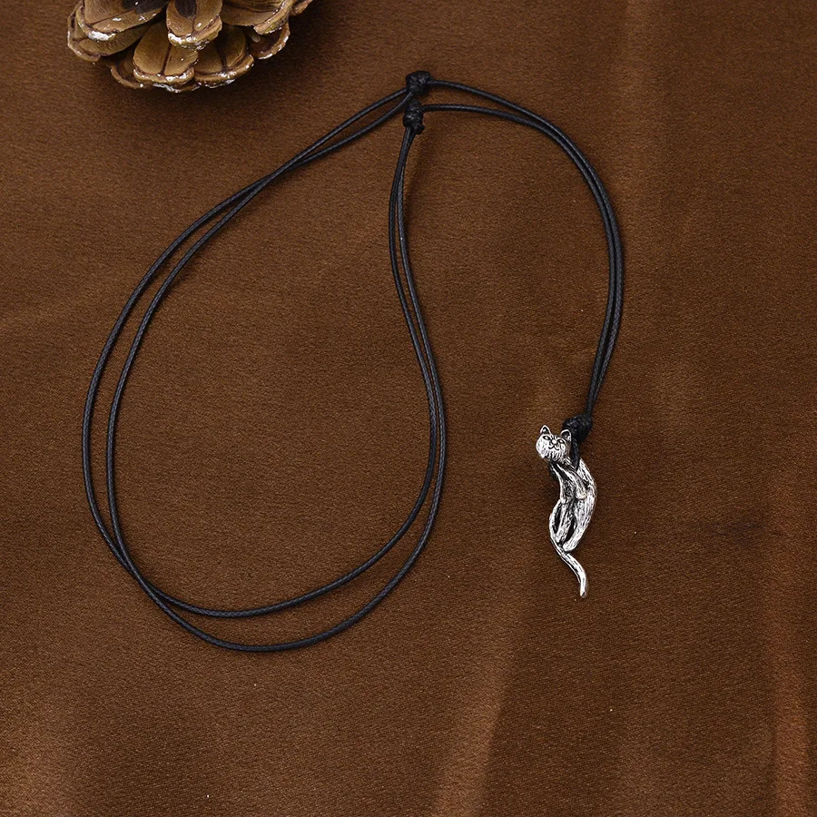 DIY accessories European and American new "Be Your Cat" retro and old personalized ancient silver kitten pendant necklace couple
DIY accessories European and American new "Be Your Cat" retro and old personalized ancient silver kitten pendant necklace couple