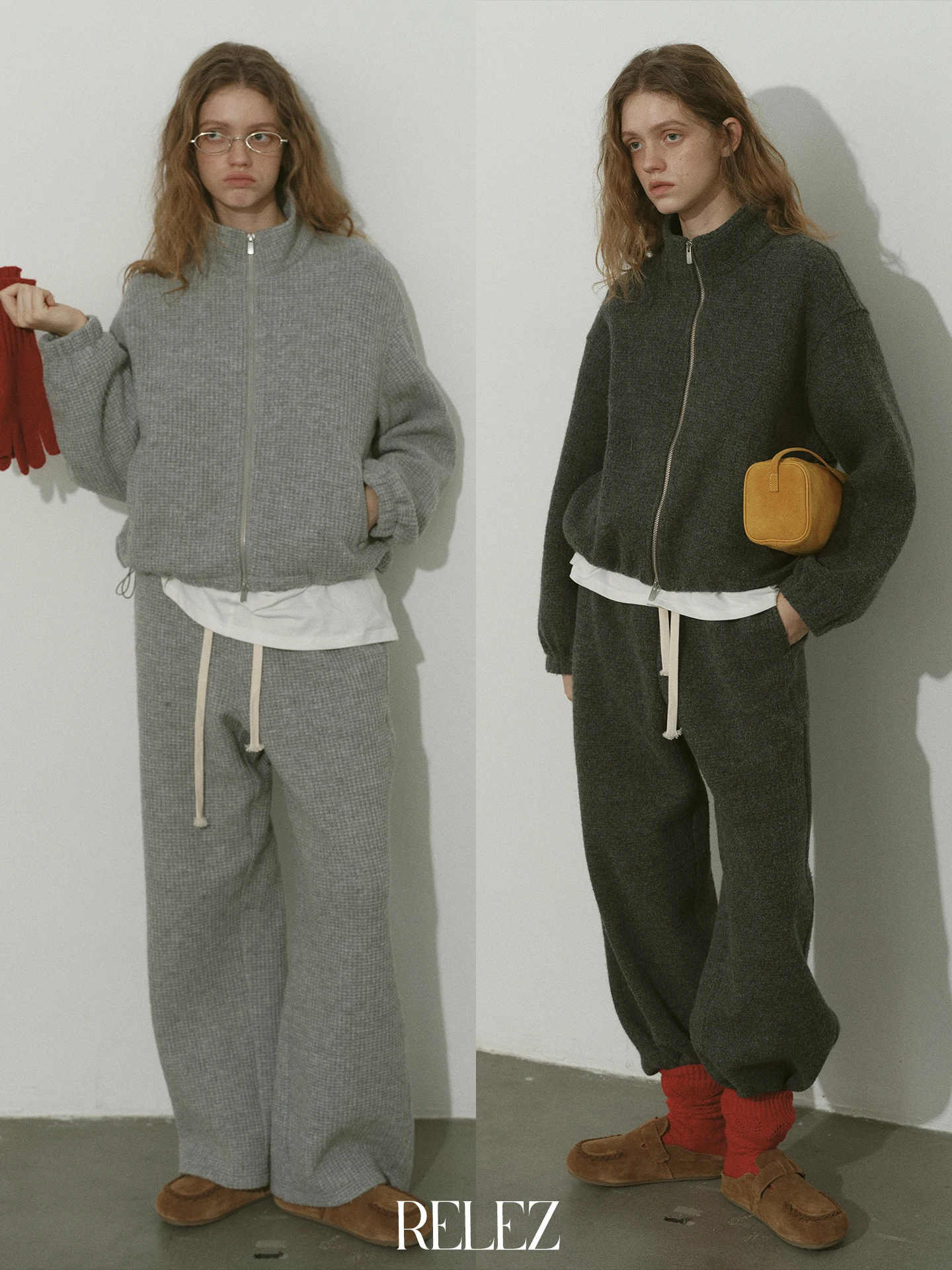 Комплект Relez: вязаное худи и прямые повседневные брюки для женщин, модный простой комплект из двух предметов, универсальный размер, зимний сезон
Комплект Relez: вязаное худи и прямые повседневные брюки для женщин, модный простой комплект из двух предметов, универсальный размер, зимний сезон