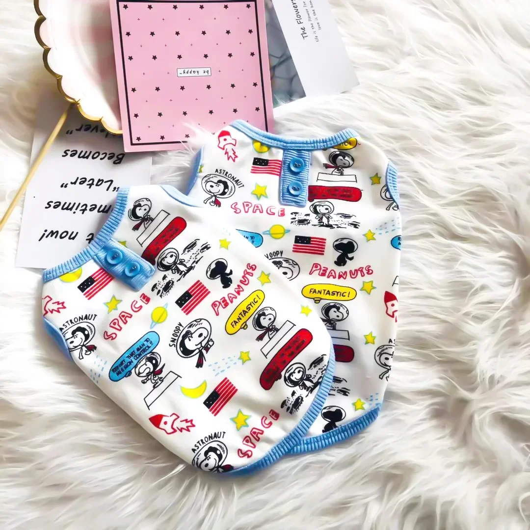 Snoopy Pet Clothes Cute Cartoon Sleeveless T-Shirt Vest Short Sleeve Pet Clothes Dog Clothes Button Print Cartoon Pet Vest
Snoopy Pet Clothes Cute Cartoon Sleeveless T-Shirt Vest Short Sleeve Pet Clothes Dog Clothes Button Print Cartoon Pet Vest